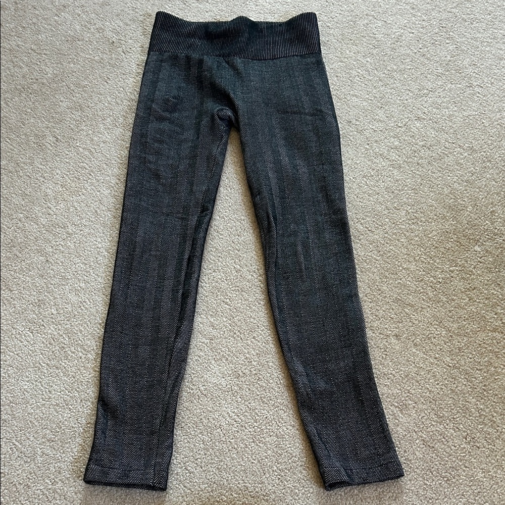 Black/grey thick leggings size s/m